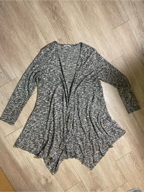💜3/$25💜 Acemi Lightweight Duster/ Sweater Coat - Size L(?)